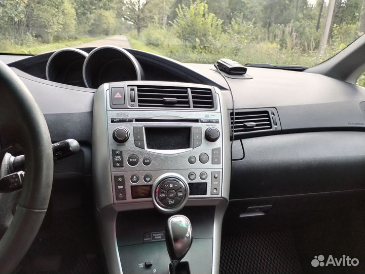 Toyota Verso 1.8 CVT, 2011, 159 000 км
