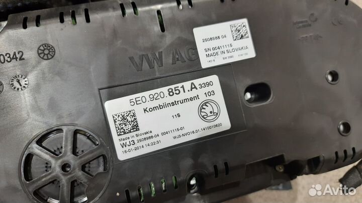 Панель щиток приборов Skoda Octavia A7 2014 год