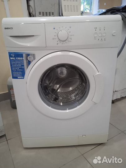 Стиральная машина Beko WKL13540 узкая