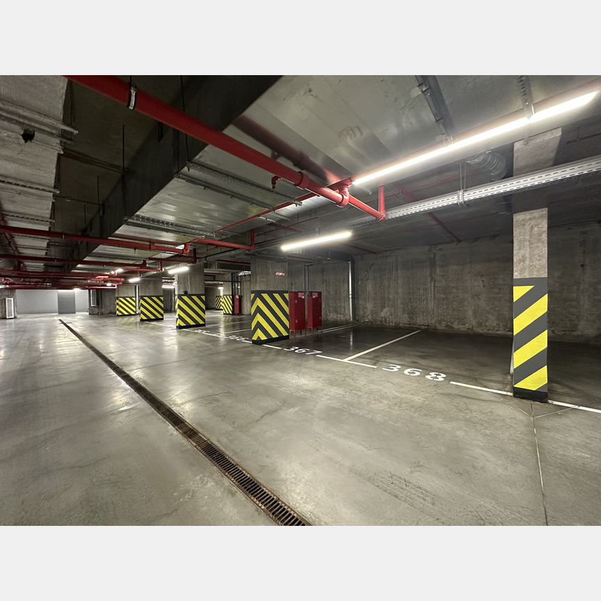 4-к. квартира, 137 м², 2/18 эт.