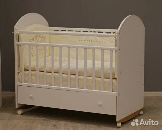 Детская кроватка с ящиком