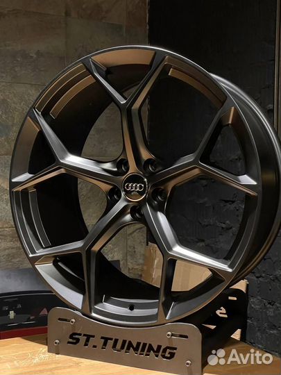 Новые литые диски Audi R21 5x112