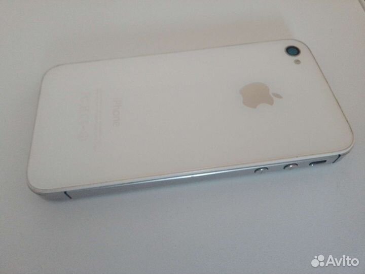 iPhone 4S, 16 ГБ