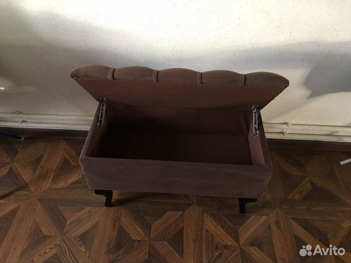 Банкетка,пуф