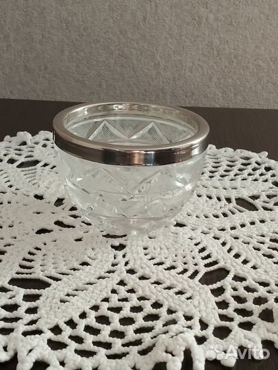 Вазы хрустальные