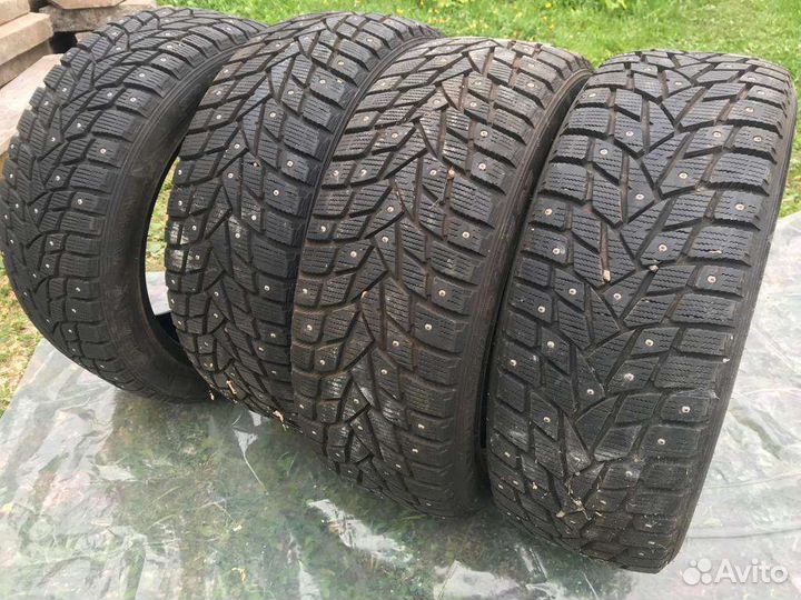 Dunlop SP Winter Ice 02 245/45 R19 и 245/45 R19 102T