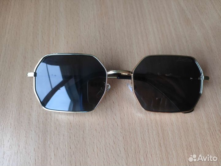 Солнцезащитные очки с поляризацией