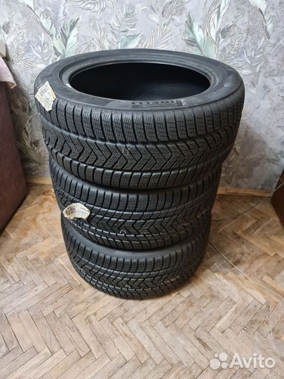 Pirelli Scorpion Winter 275/45 R20 и 305/40 R20 112V