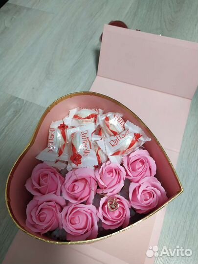 Коробка подарочная