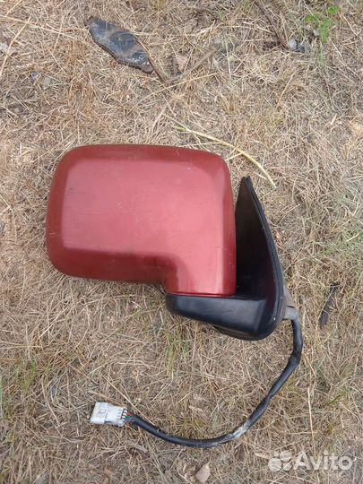 Зеркало правое Nissan Terrano 2 Ниссан Террано 2