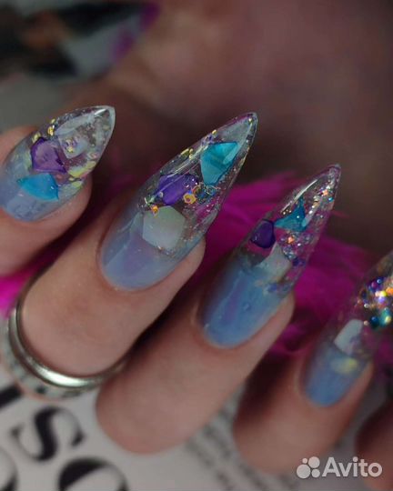 Маникюр, наращивание ногтей