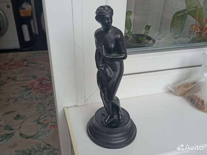 Венера Касли