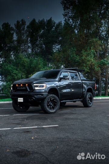 Dodge Ram 5.7 AT, 2019, 75 000 км