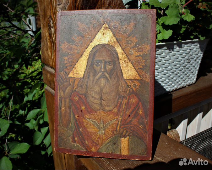 Старинная икона Господь Саваоф Север золото темпер