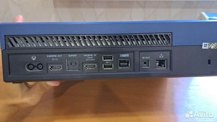 Xbox one limited edition с играми