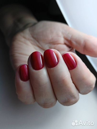 Маникюр и наращивание ногтей