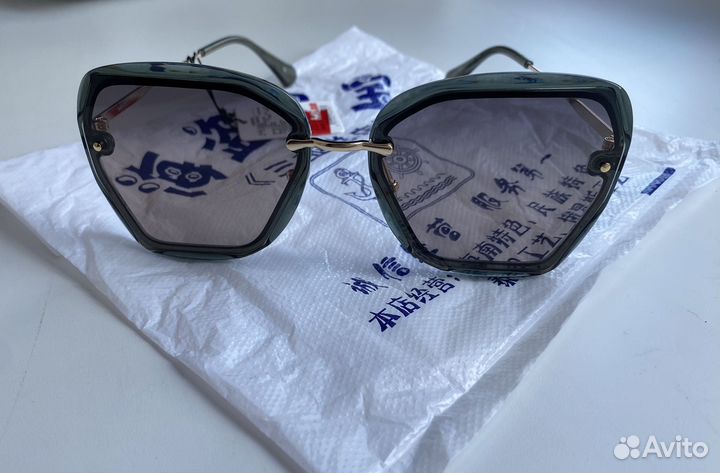 Солнцезащитные очки женские Miniso