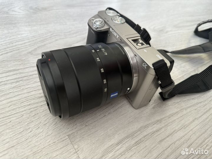 Sony alpha 6000 + Vario-Tessar T* E 16–70