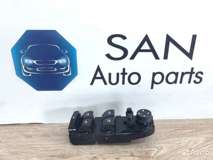 Кнопки стеклоподъемников Bmw X5 E70 N62B48 2008