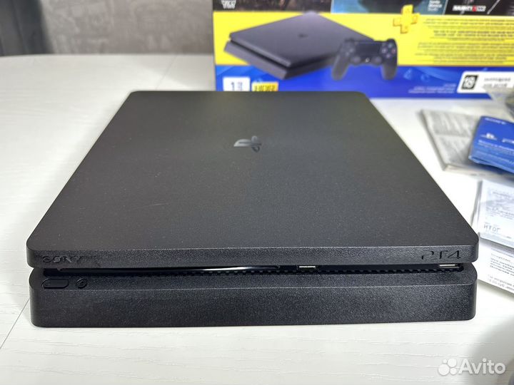 Sony playstation 4 slim 1tb как новая