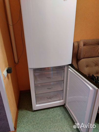 Холодильник LG бу
