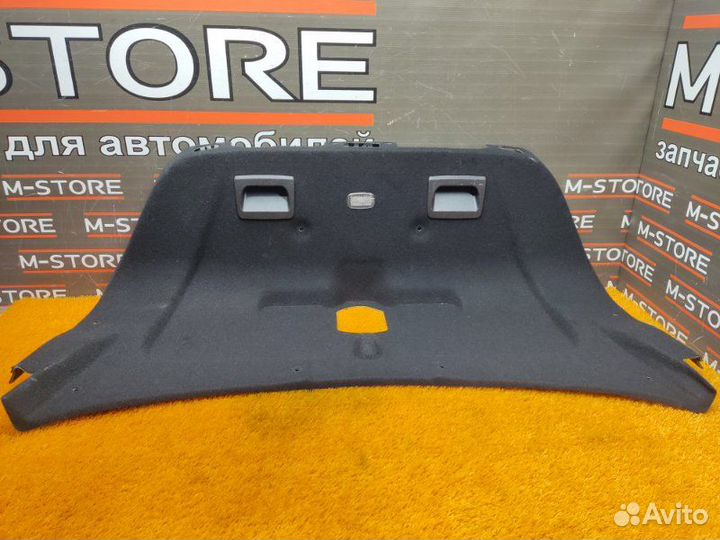 Обшивка крышки багажника Mercedes-Benz E-Class