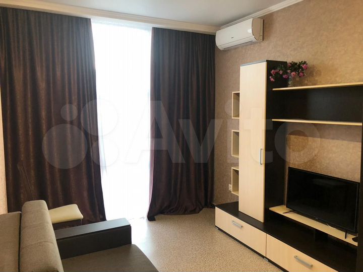 2-к. квартира, 50 м², 1/6 эт.