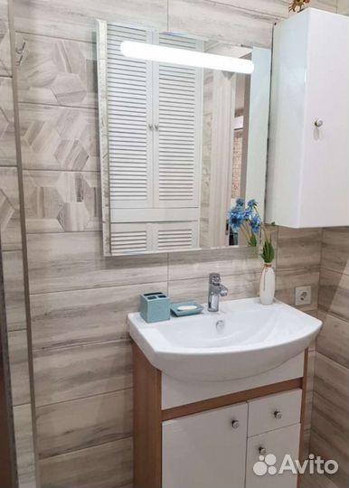 Зеркало для ванной с подсветкой