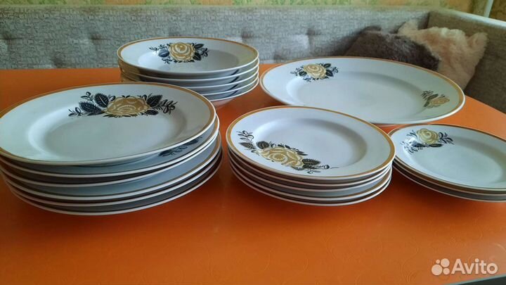 Набор столовой посуды