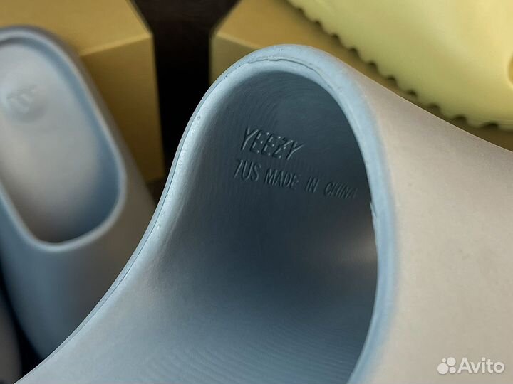 Тапки adidas yeezy slide