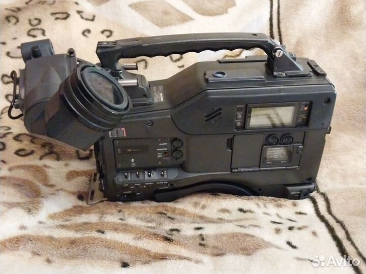 Sony f900