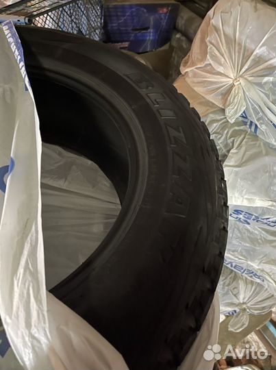 Bridgestone 613V 265/60 R18