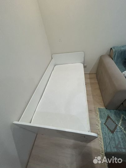 Детская кровать с выдвижными ящиками бу