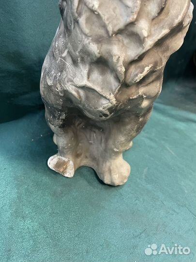 Статуэтка старинная. Собака. Гипс. В реставрацию