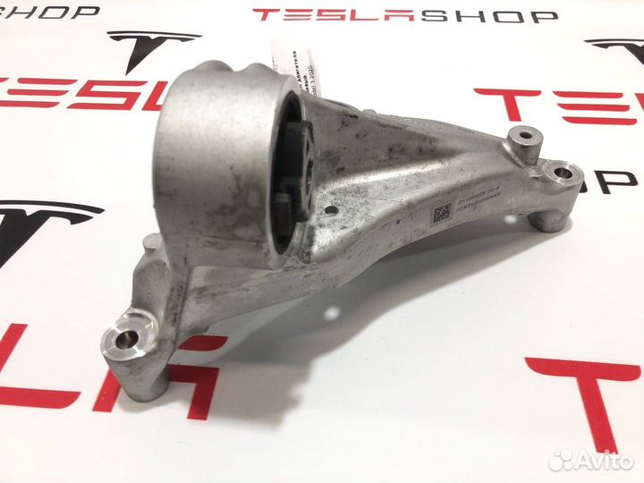 Кронштейн двигателя задний левый Tesla Model 3