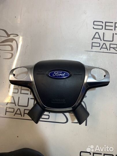 Подушка безопасности в руль Ford Focus 3 CB8 1.6L