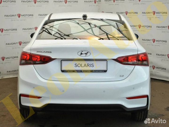 Крышка багажника Hyundai Solaris 2 Белая