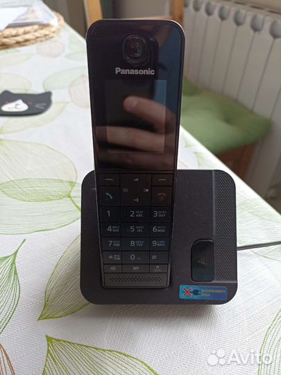 Телефон panasonic kx-tgh210