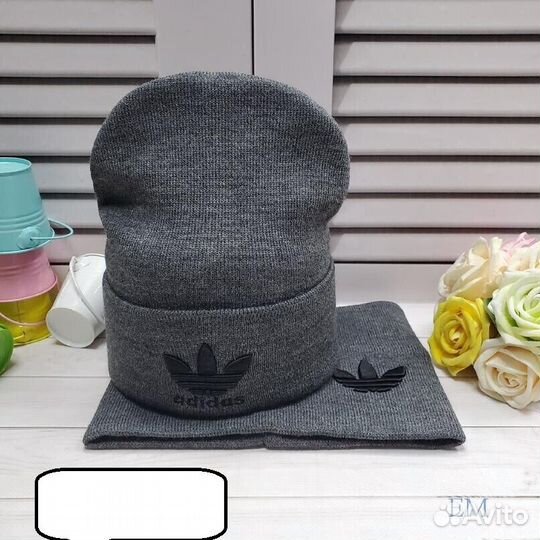 Комплект Шапки снуд двухслойные новые