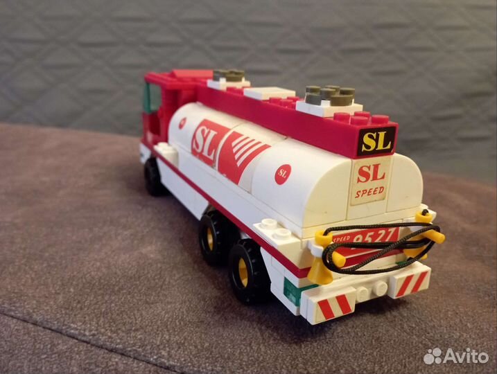 Конструктор lego бензовоз