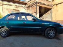 Daewoo Lanos 1.5 MT, 2006, битый, 245 000 км, с пробегом, цена 110 000 руб.