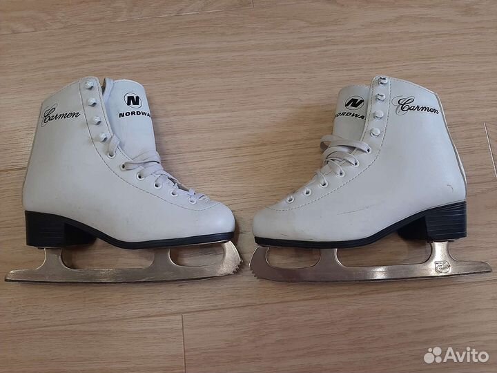 Коньки фигурные 36 размер бу