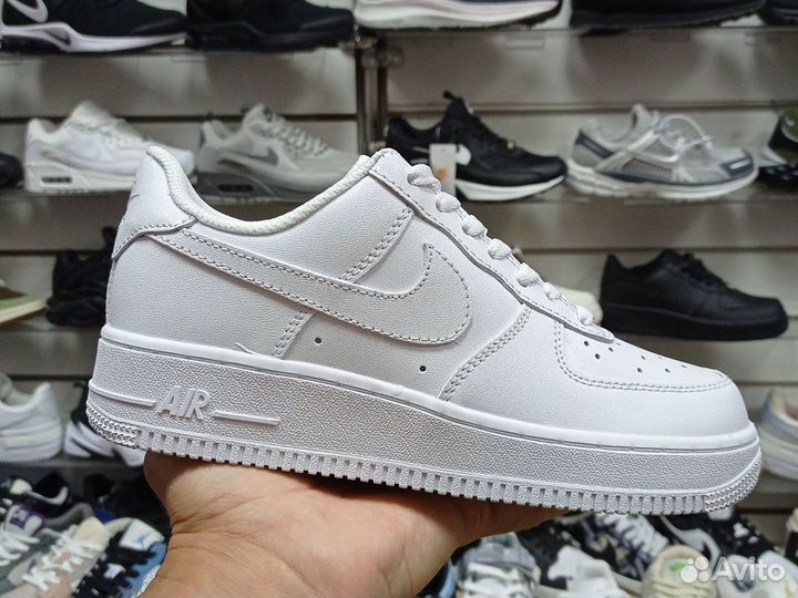 Кроссовки женские Nike Air Force 1