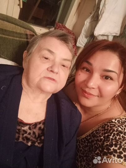 Сиделка с проживанием без посредников москва