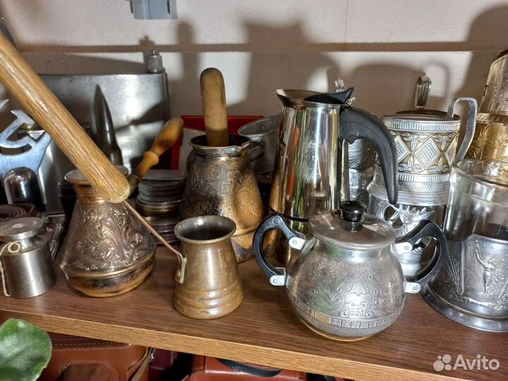 Подсвечники, колокол. Подстаканники