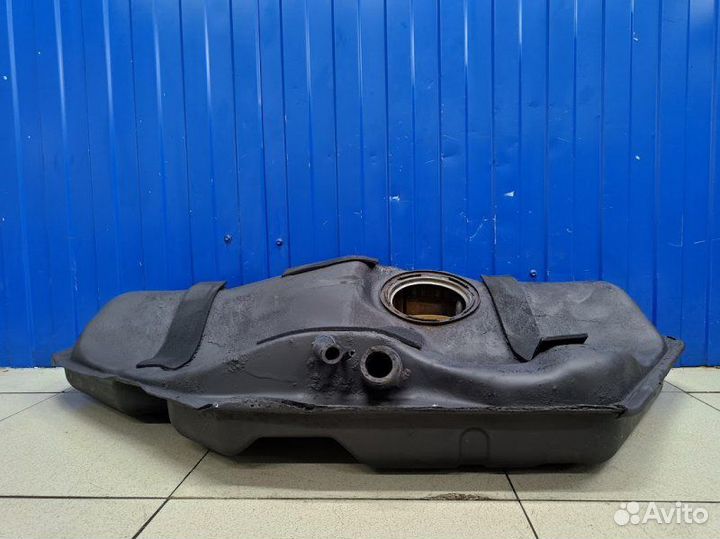 Топливный бак Opel Vectra B 2.0 X20XEV 1996