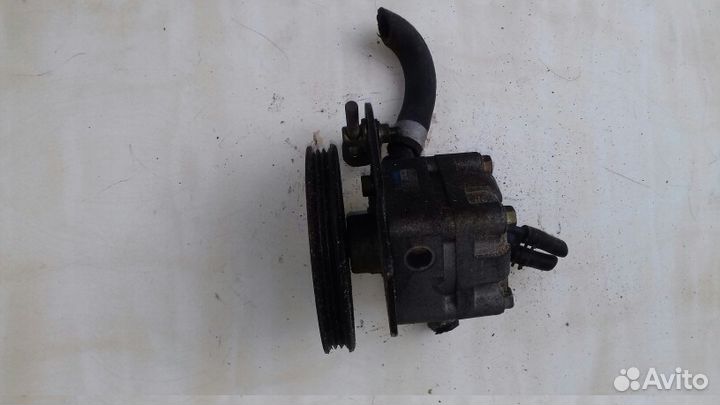 Насос гур ниссан санни,блюберд силфи,вингроад,ад