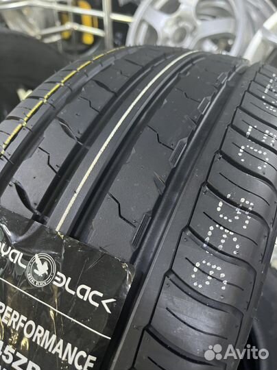 Royal Black Royal Performance 225/45 R17 94W