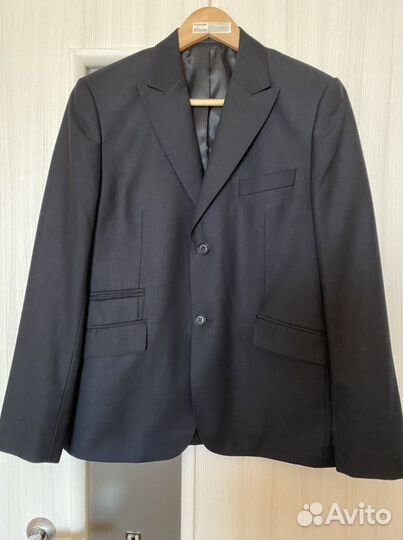 Костюм новый