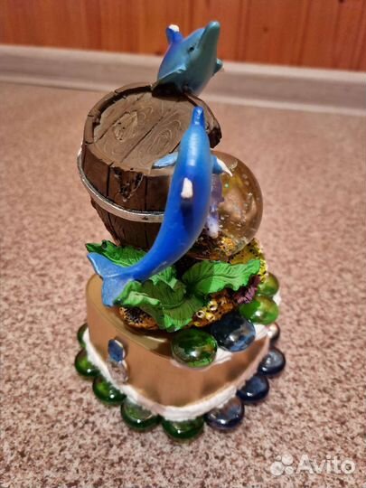 Статуэтка, дельфины